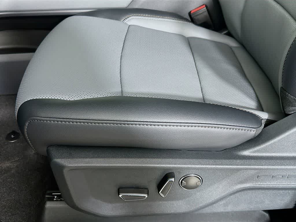 Thumbnail: 2025 Ford F-150 - 31