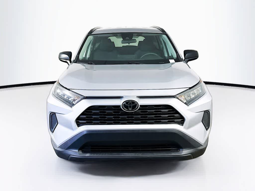 Thumbnail: 2019 Toyota RAV4 - 6