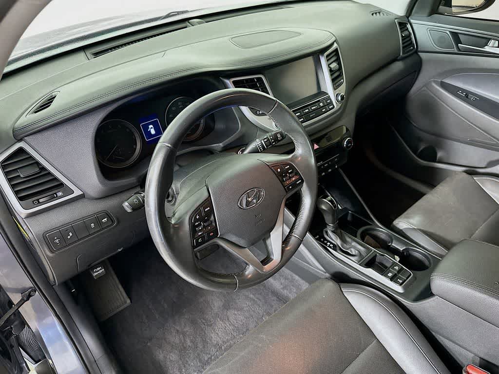 Thumbnail: 2016 Hyundai Tucson - 2