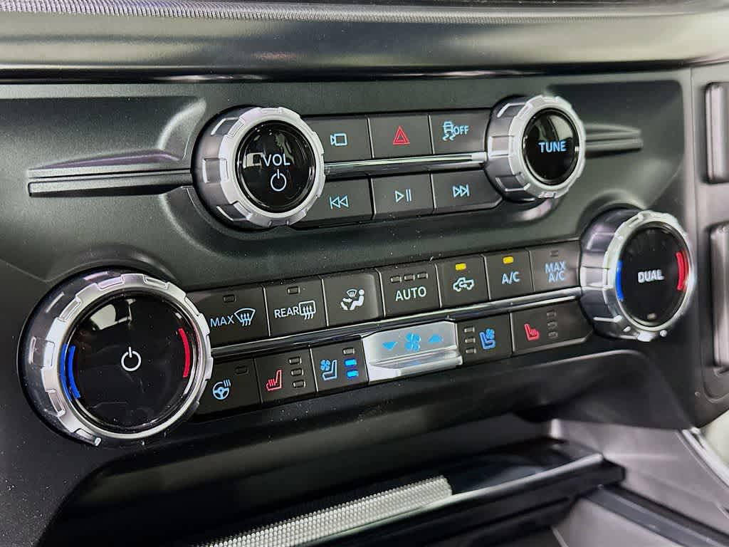 2025 Ford F-150 Platinum 18