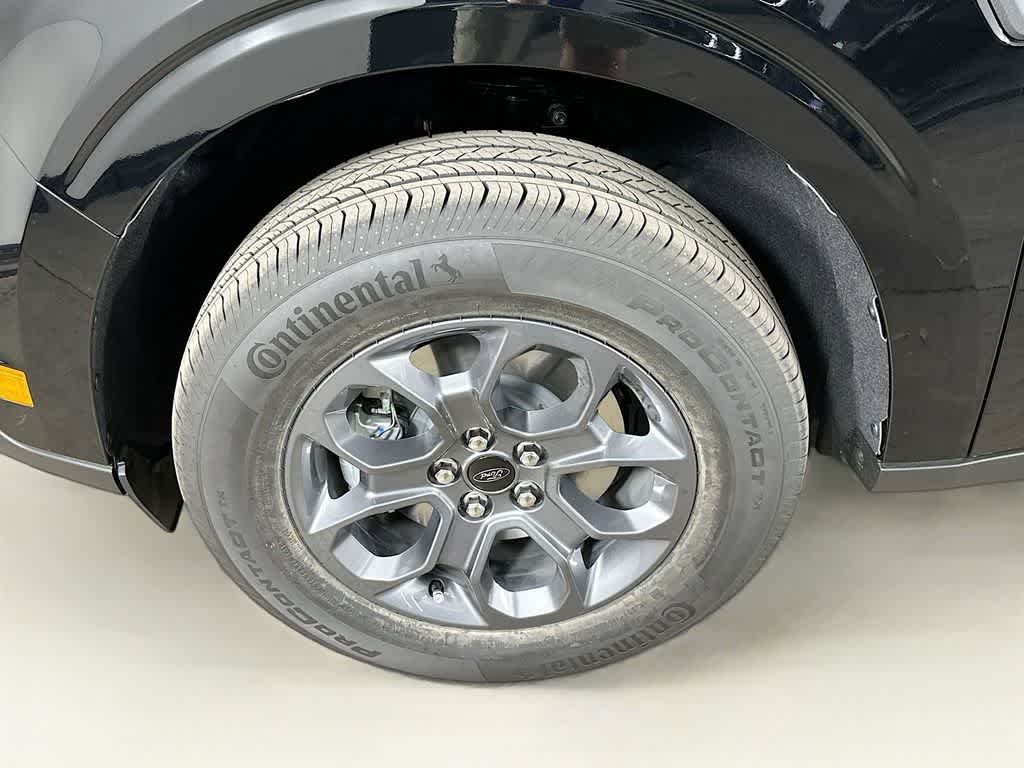 Thumbnail: 2025 Ford Maverick - 8