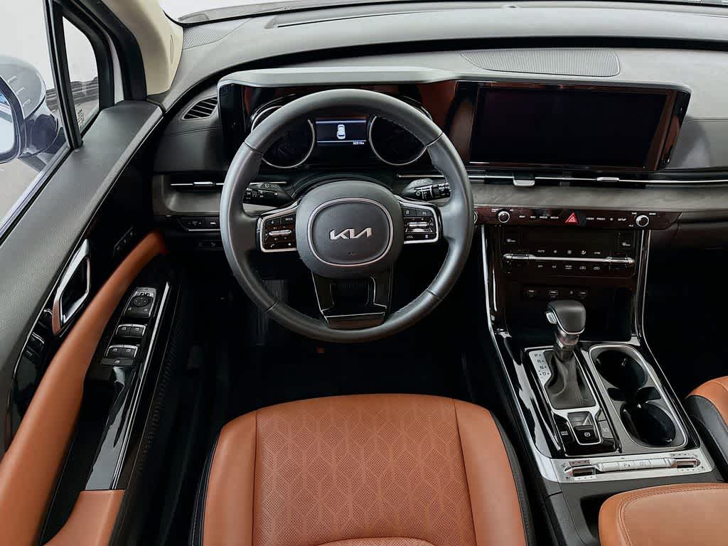 Thumbnail: 2022 Kia Carnival - 10