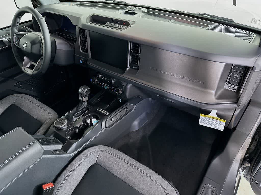 Thumbnail: 2025 Ford Bronco - 32