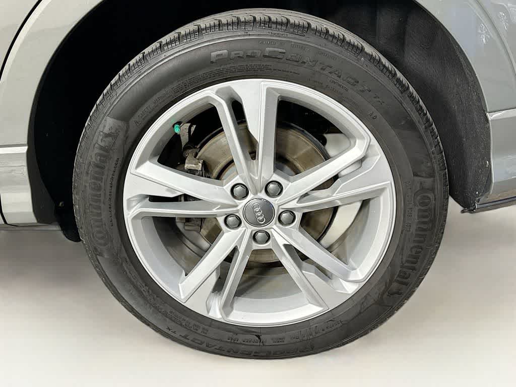 Thumbnail: 2020 Audi Q3 - 8