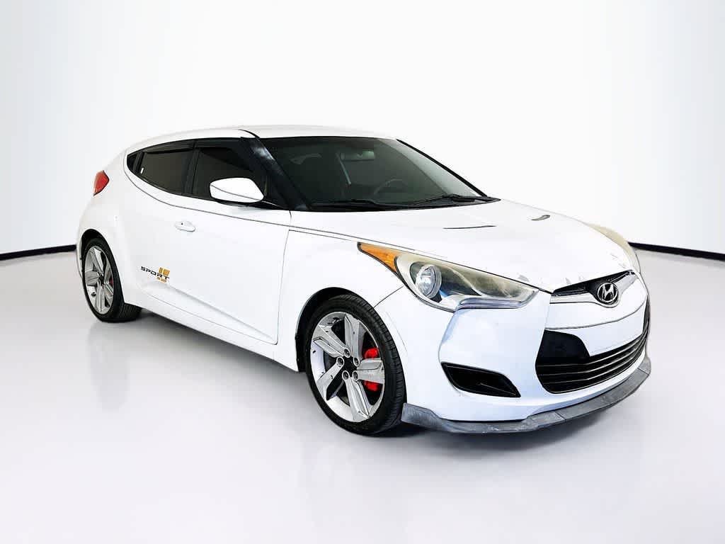 Thumbnail: 2015 Hyundai Veloster - 23