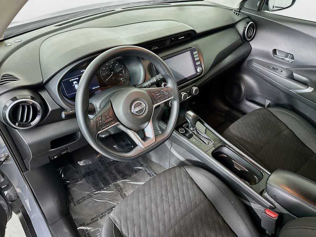 Thumbnail: 2023 Nissan Kicks - 2