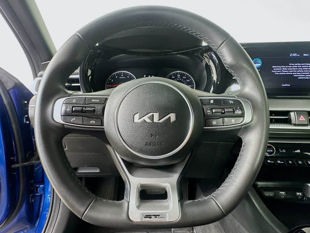 Thumbnail: 2023 Kia K5 - 15