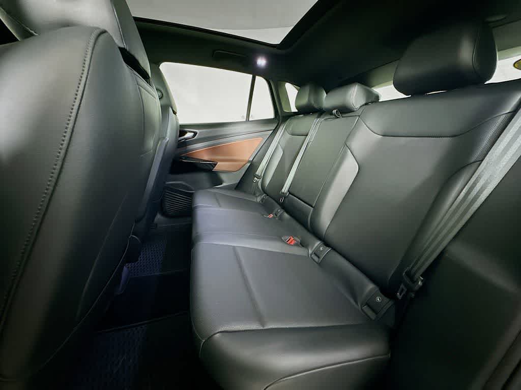 Thumbnail: 2021 Volkswagen ID.4 - 14