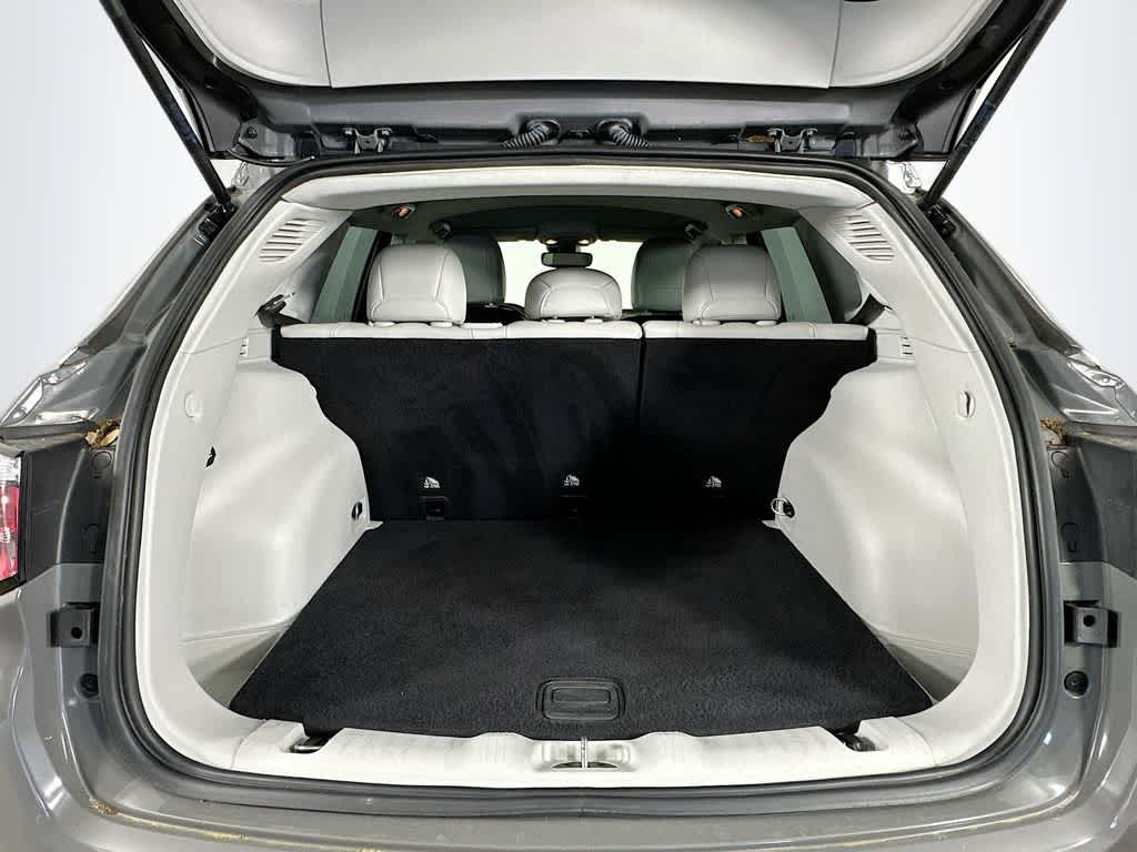 Thumbnail: 2021 Jeep Compass - 21