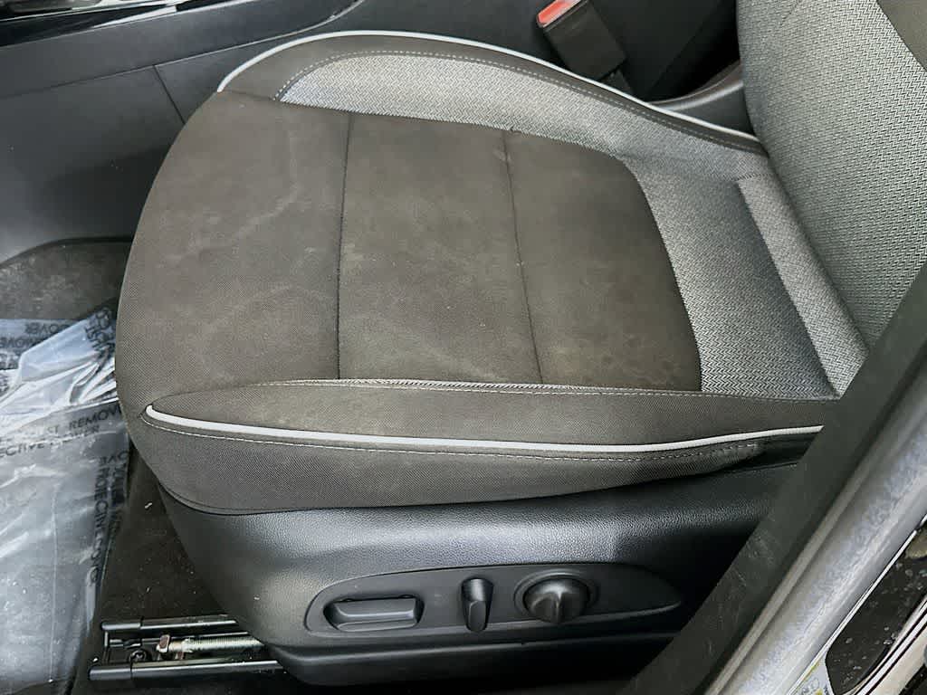 Thumbnail: 2023 Chevrolet TrailBlazer - 29