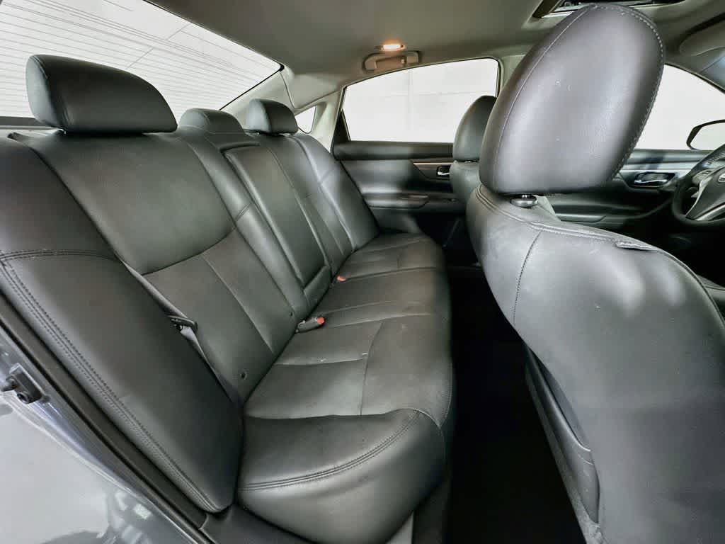 Thumbnail: 2014 Nissan Altima - 31