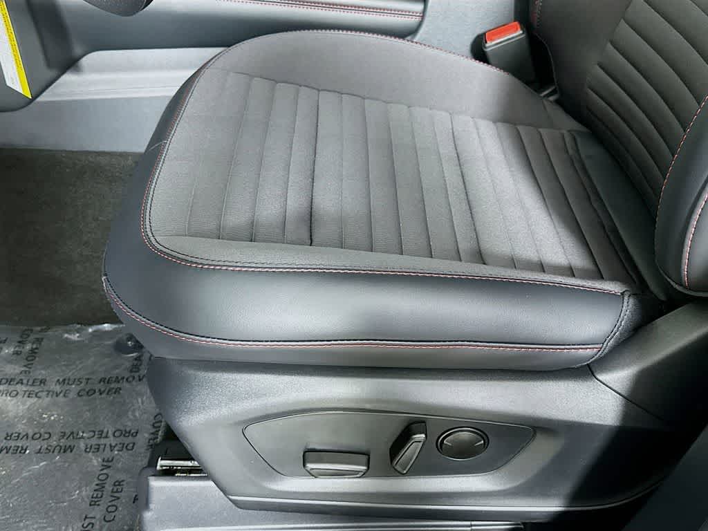 Thumbnail: 2025 Ford Explorer - 30