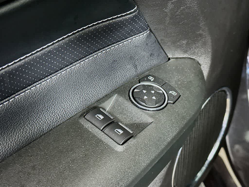 Thumbnail: 2022 Ford Mustang - 28