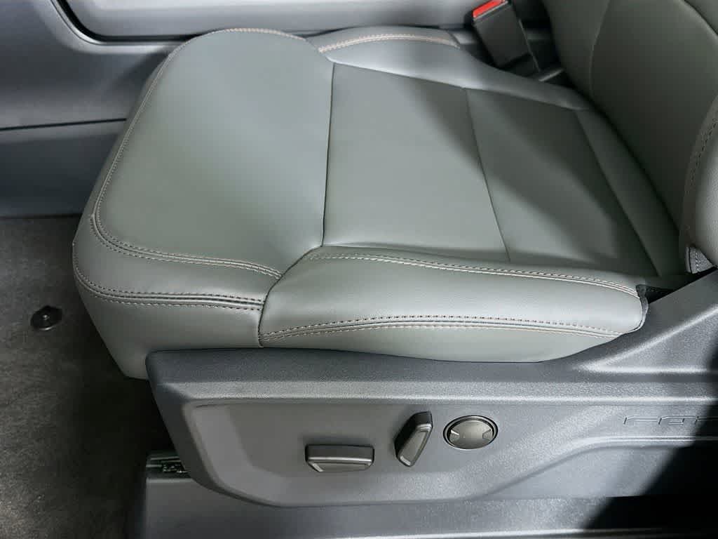 Thumbnail: 2025 Ford Expedition - 29