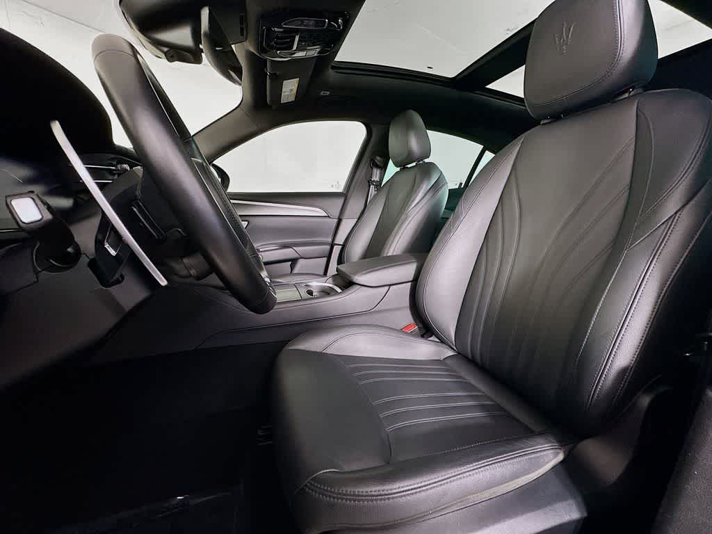 Thumbnail: 2023 Maserati Grecale - 12