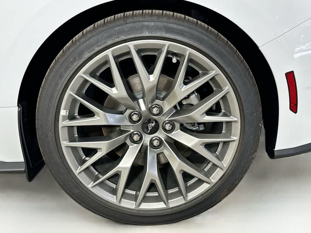 Thumbnail: 2025 Ford Mustang - 7