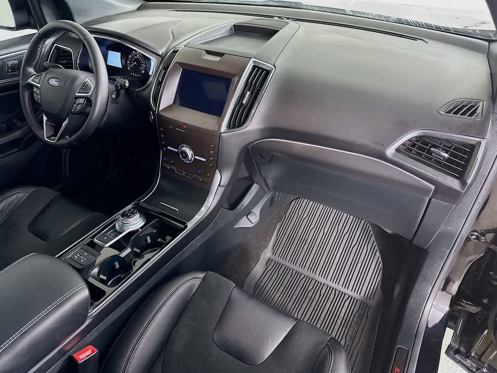 Thumbnail: 2020 Ford Edge - 34