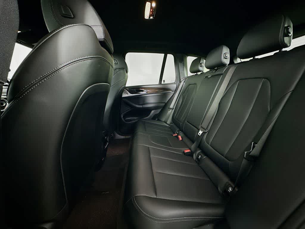 Thumbnail: 2022 BMW X3 - 14