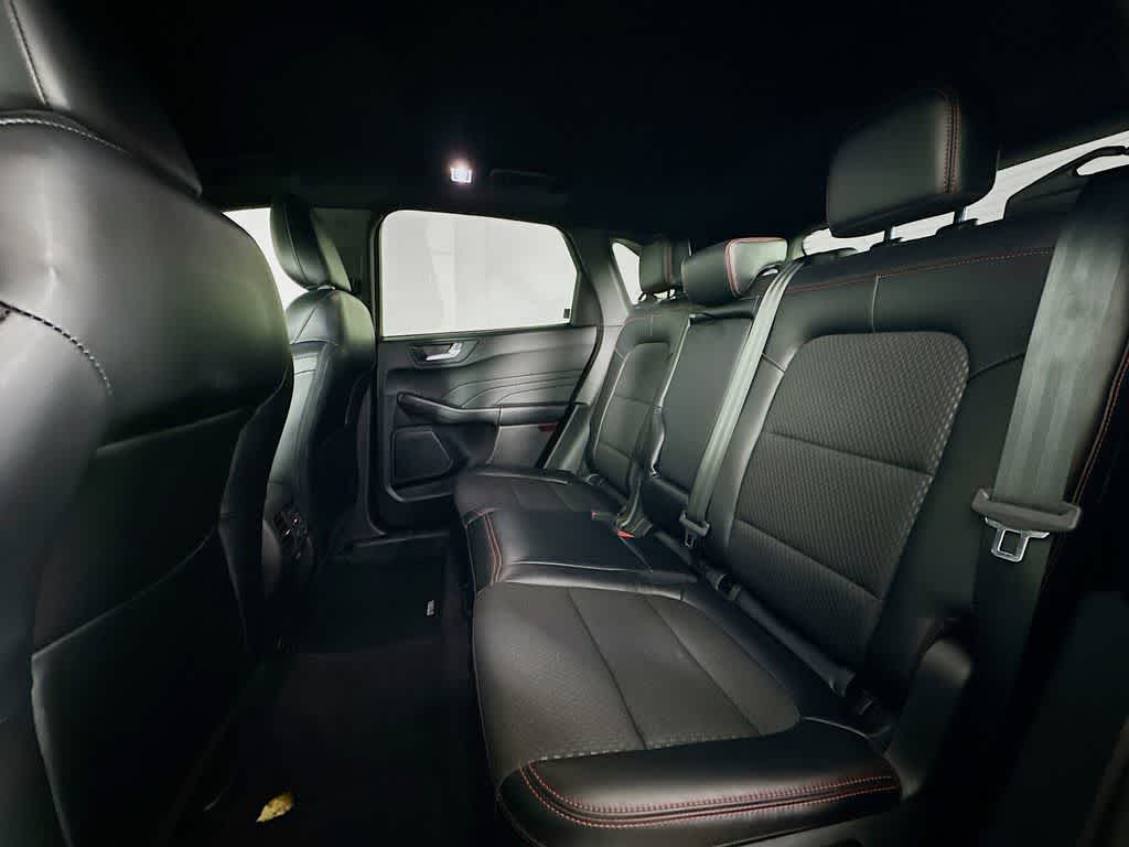 Thumbnail: 2023 Ford Escape - 14