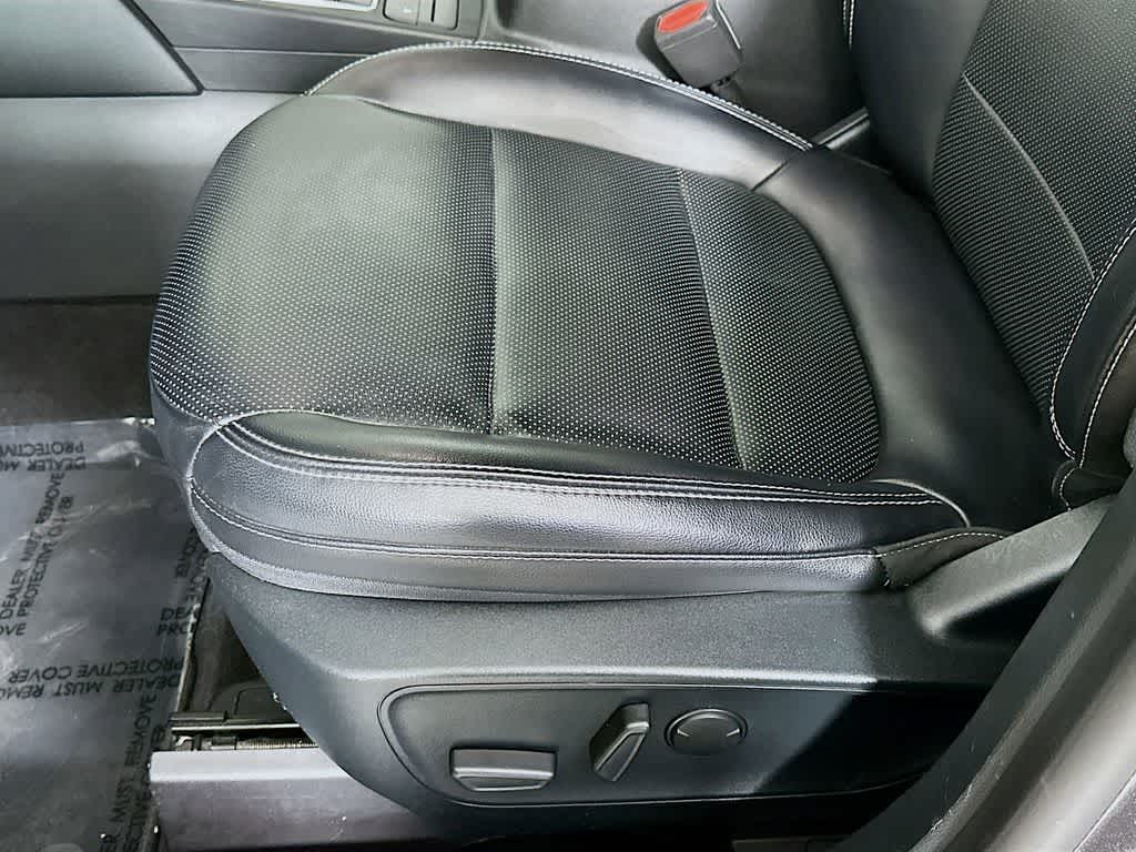 Thumbnail: 2020 Ford Escape - 31