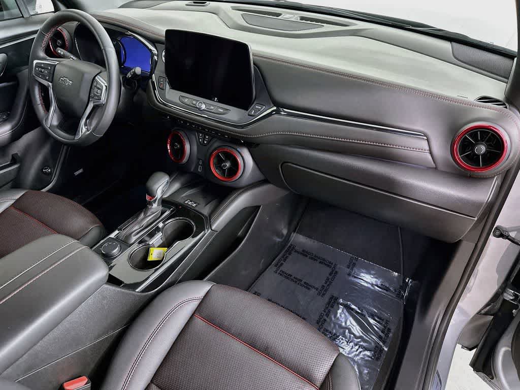 Thumbnail: 2025 Chevrolet Blazer - 34