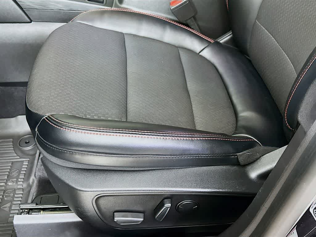 Thumbnail: 2023 Ford Escape - 30