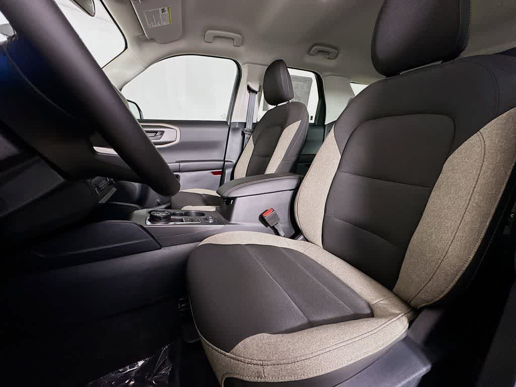 Thumbnail: 2025 Ford Bronco Sport - 12