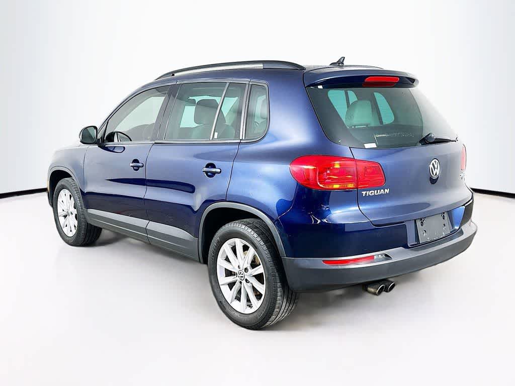 Thumbnail: 2015 Volkswagen Tiguan - 4