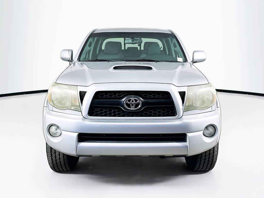 Thumbnail: 2011 Toyota Tacoma - 6