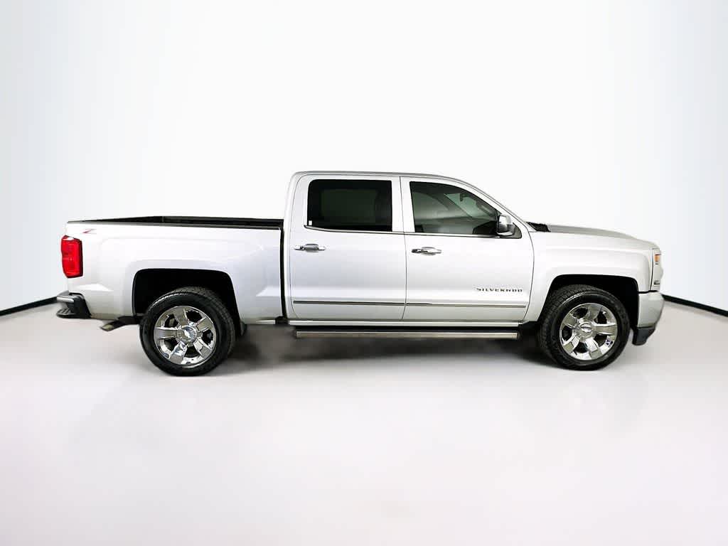 Thumbnail: 2017 Chevrolet Silverado 1500 - 25