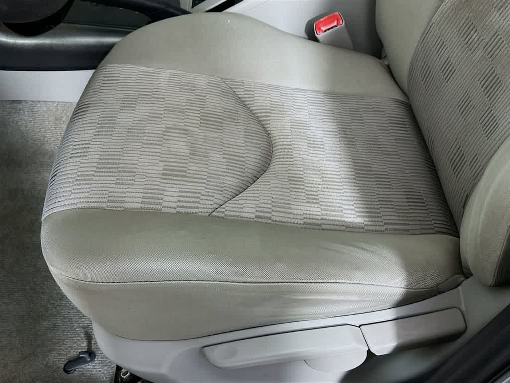 Thumbnail: 2010 Toyota RAV4 - 27