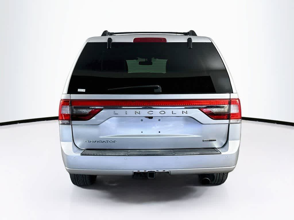 Thumbnail: 2016 Lincoln Navigator - 5