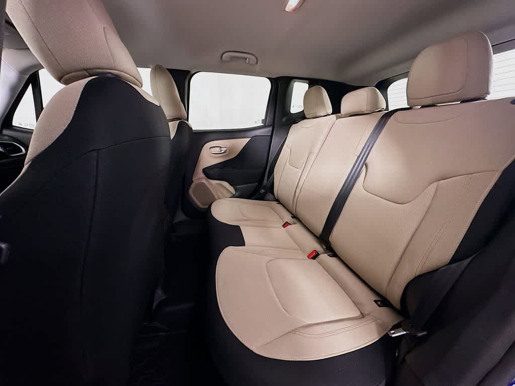 Thumbnail: 2019 Jeep Renegade - 13