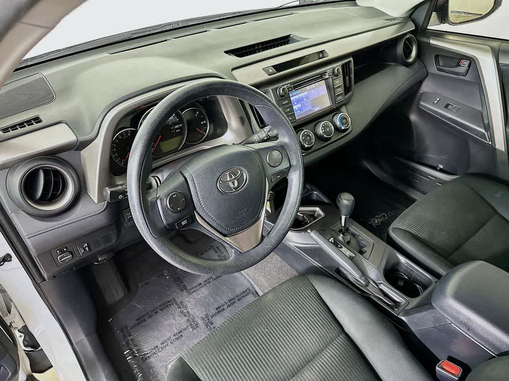Thumbnail: 2016 Toyota RAV4 - 2