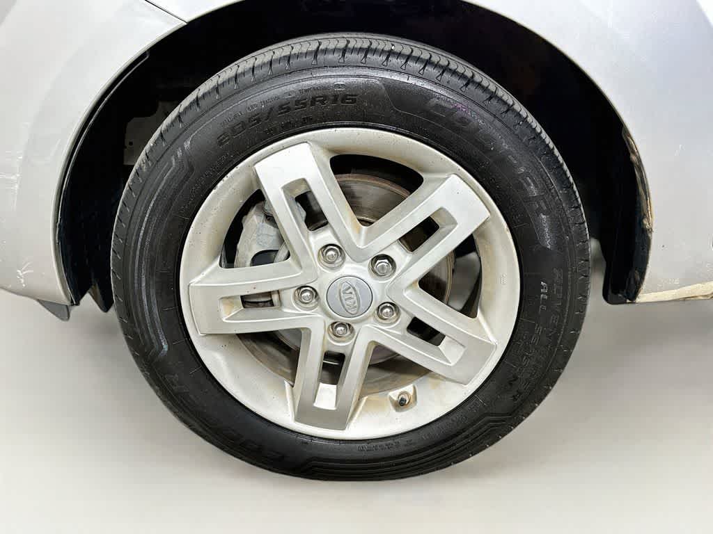 Thumbnail: 2010 Kia Soul - 7