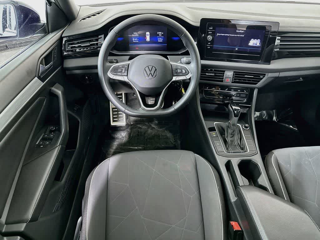 Thumbnail: 2025 Volkswagen Jetta - 9