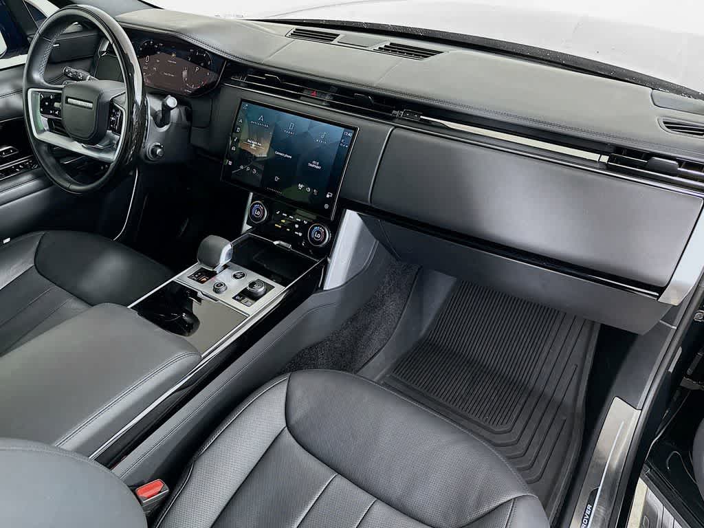 Thumbnail: 2023 Land Rover Range Rover - 33