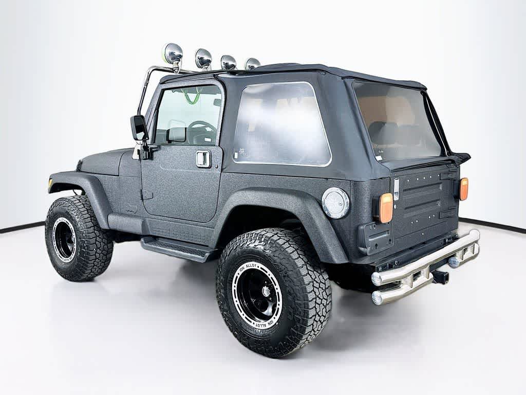 Thumbnail: 2001 Jeep Wrangler - 4
