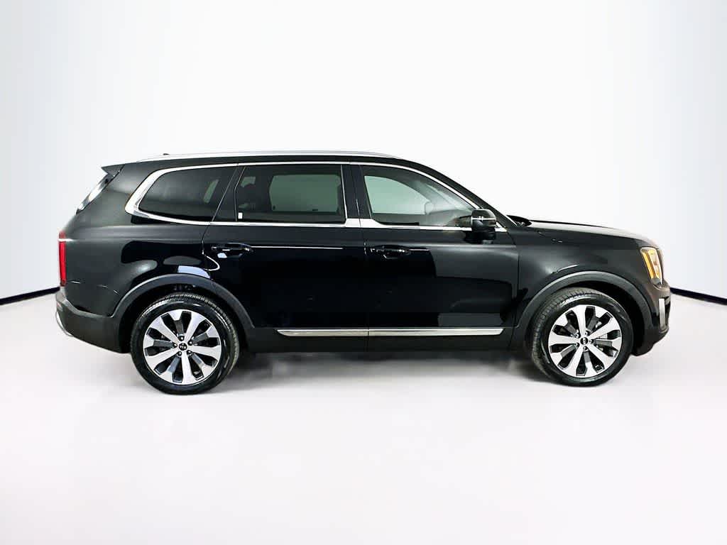 Thumbnail: 2021 Kia Telluride - 24