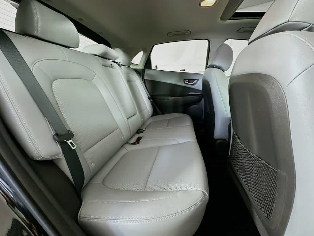 Thumbnail: 2021 Hyundai Kona - 32