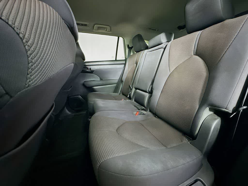 Thumbnail: 2020 Toyota Highlander - 13