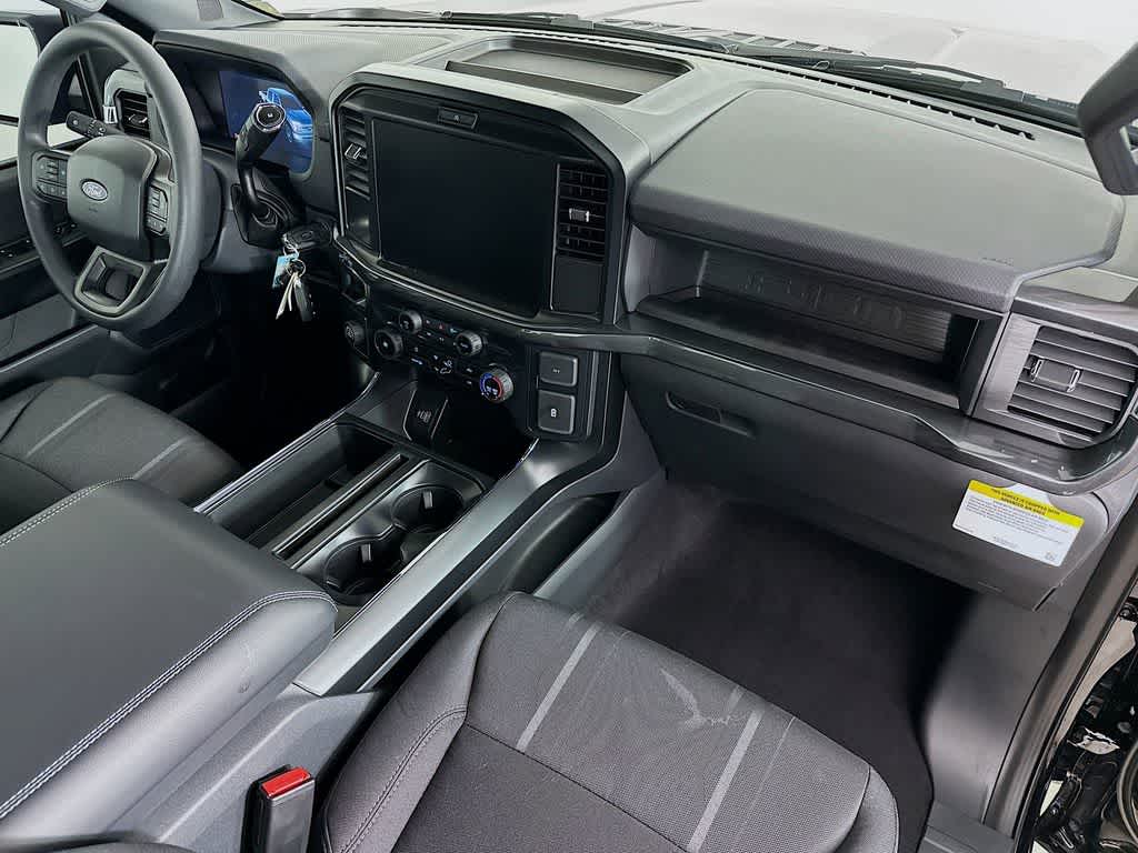 Thumbnail: 2026 Ford F-150 - 32