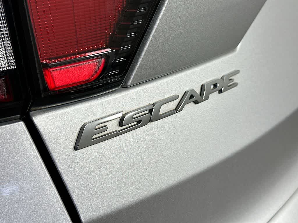 Thumbnail: 2018 Ford Escape - 7