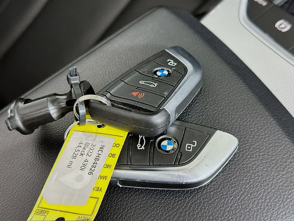 Thumbnail: 2022 BMW 4 Series - 22