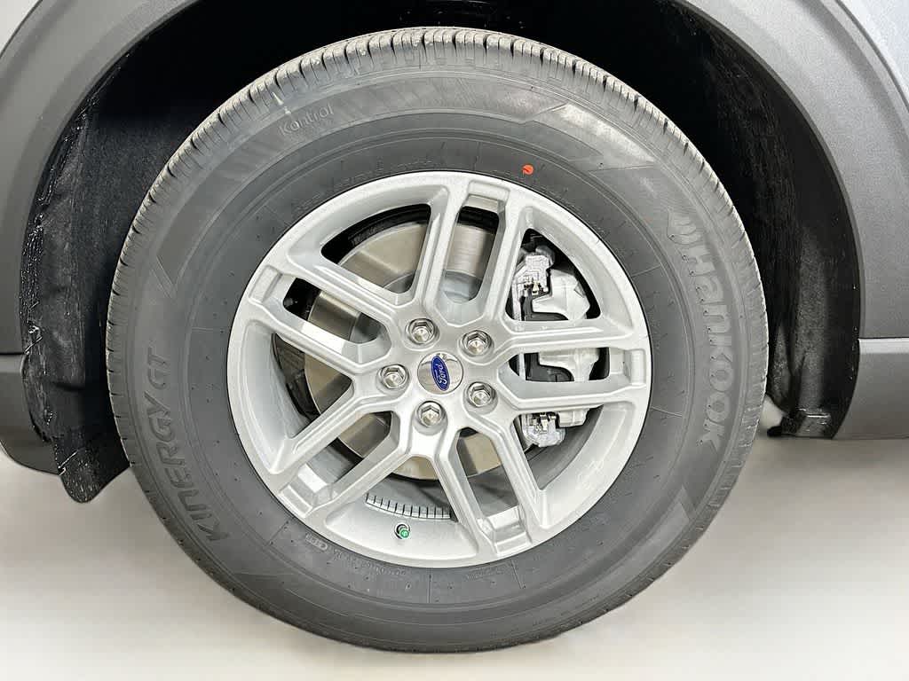 Thumbnail: 2026 Ford Explorer - 7