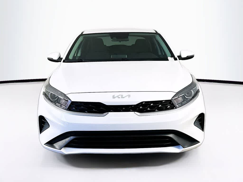 Thumbnail: 2024 Kia Forte - 6