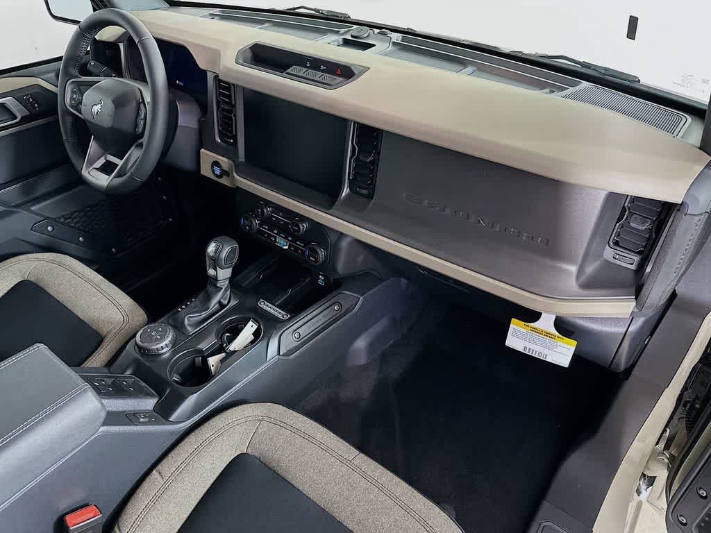 Thumbnail: 2025 Ford Bronco - 32