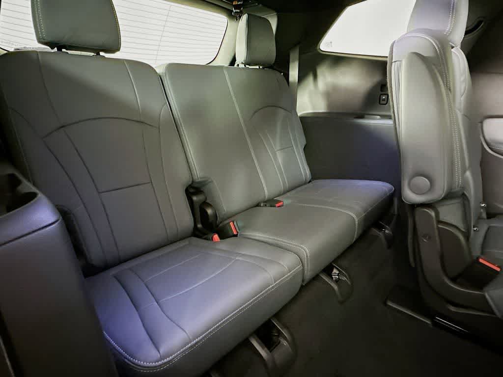Thumbnail: 2023 Buick Enclave - 31