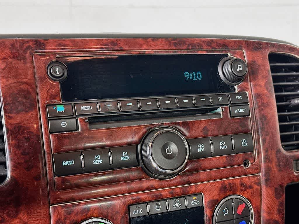 Thumbnail: 2011 GMC Sierra 1500 - 16