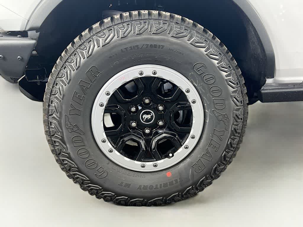 Thumbnail: 2024 Ford Bronco - 8